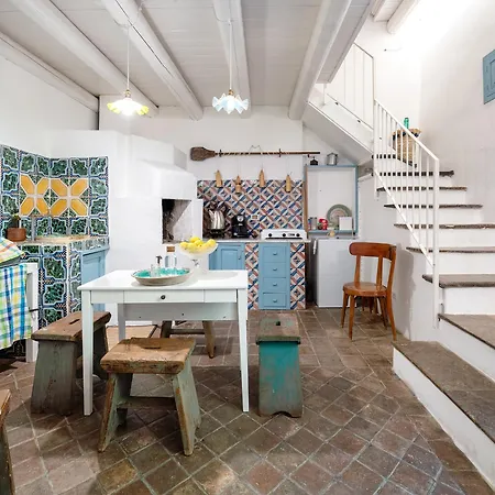 Zioli Bed & Breakfast Noto