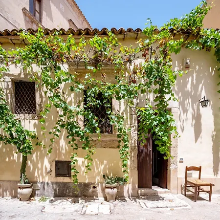 Zioli 3* Noto